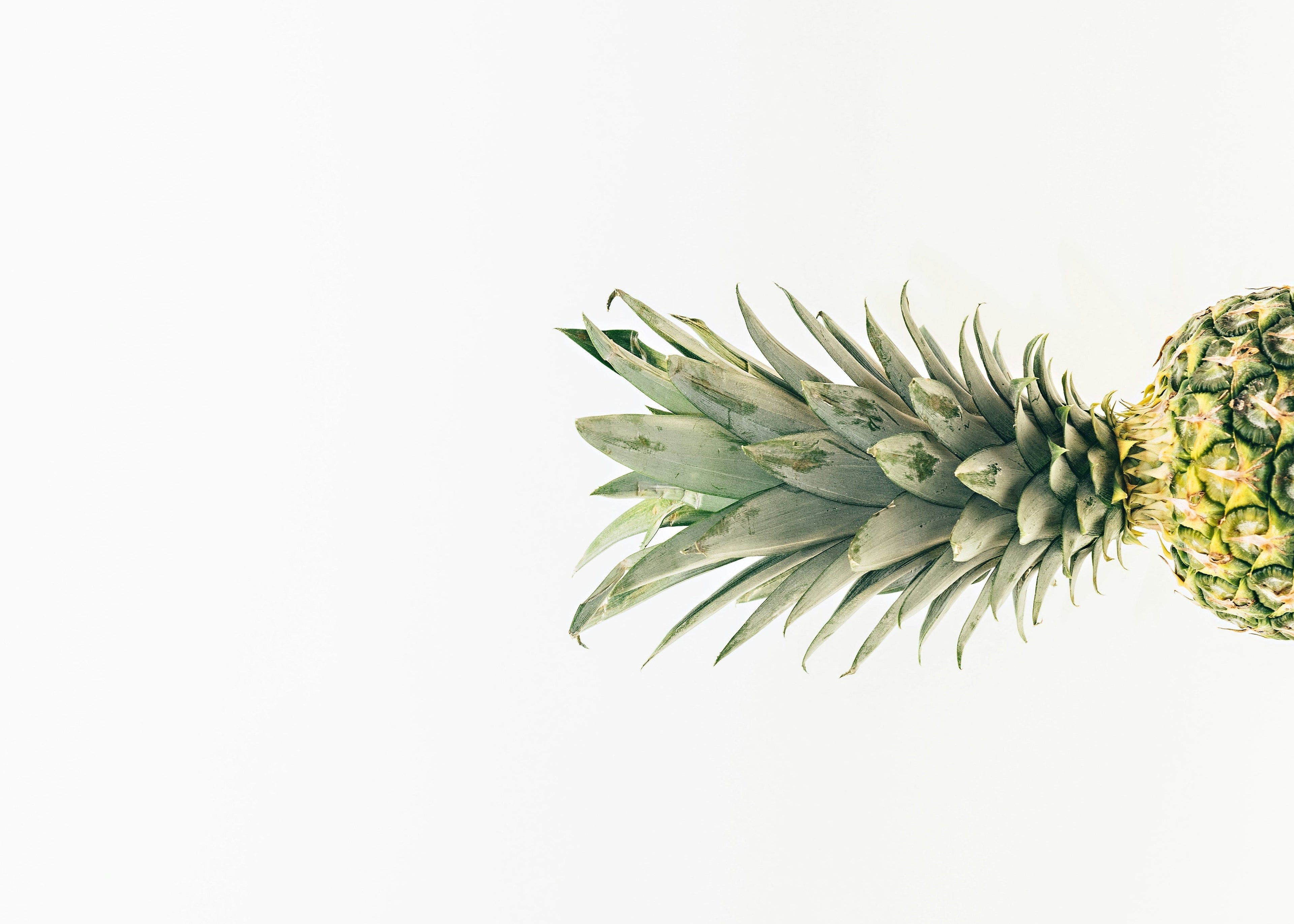 Papain und Bromelain: Natürliche Enzyme mit Whitening-Potenzial in der Mundpflege